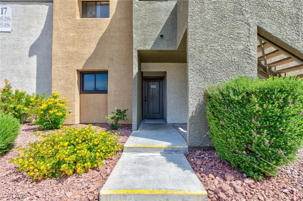 3151 Soaring Gulls, Las Vegas, NV 89128