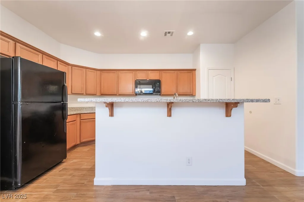 925 Crescent Falls, Henderson, NV 89011