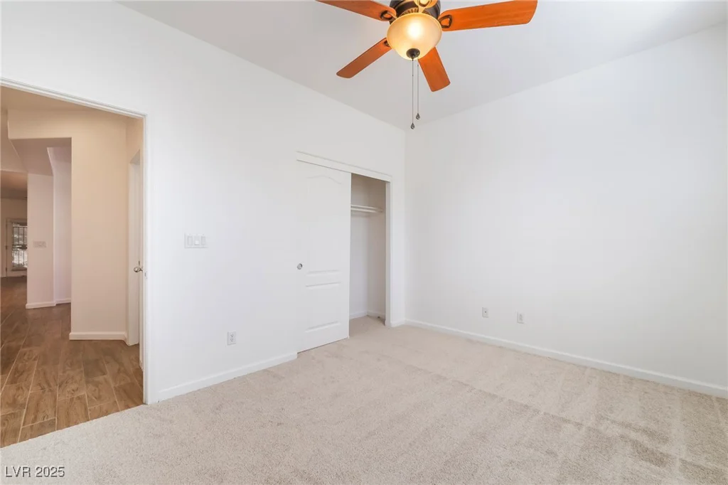 925 Crescent Falls, Henderson, NV 89011