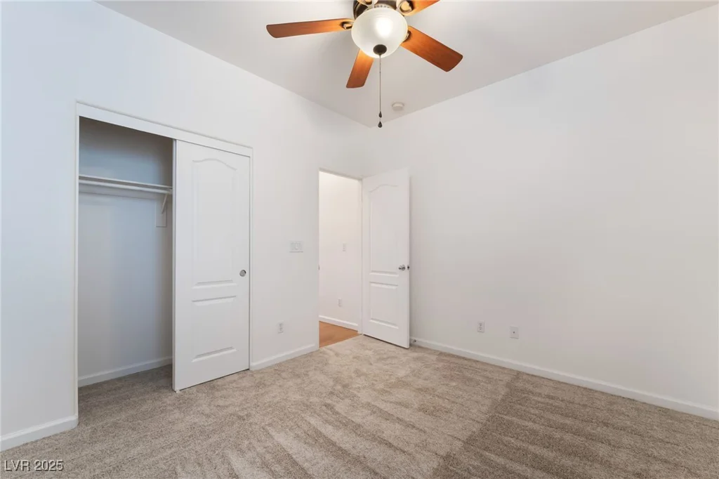 925 Crescent Falls, Henderson, NV 89011