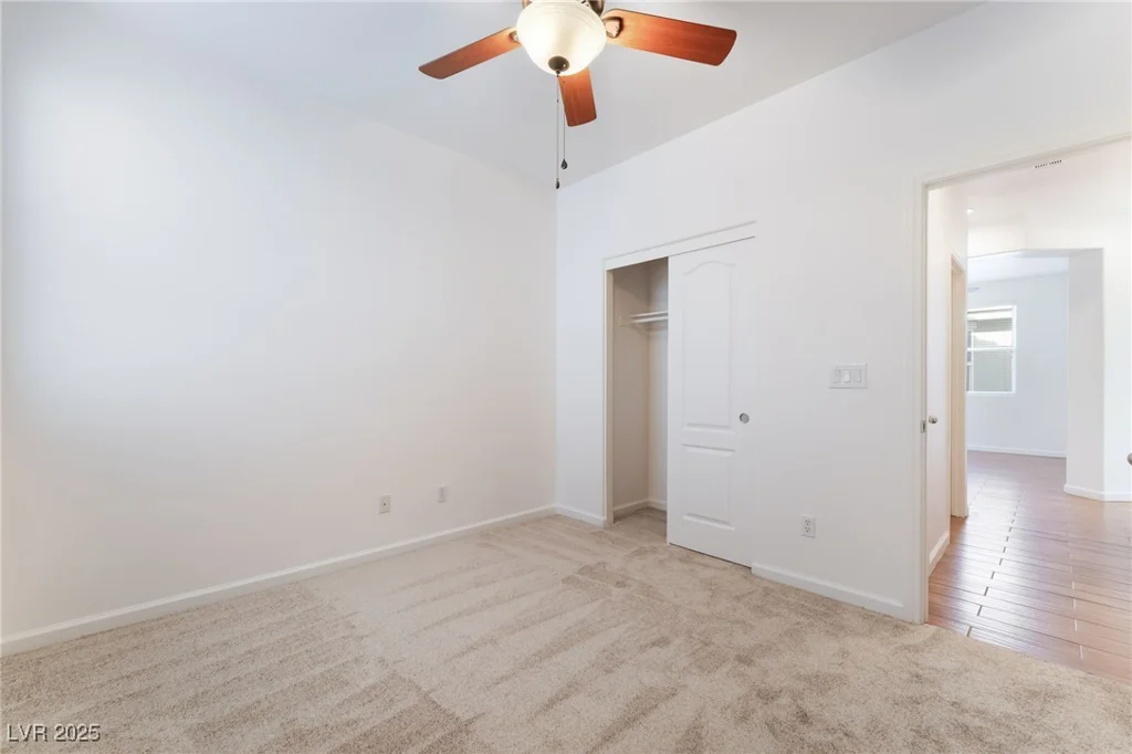 925 Crescent Falls, Henderson, NV 89011