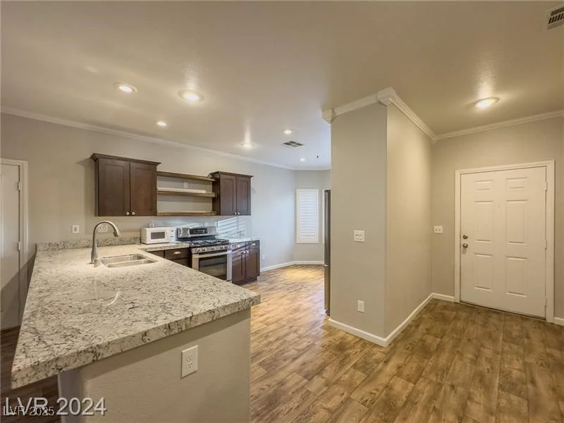 6777 Wormwood, Las Vegas, NV 89148
