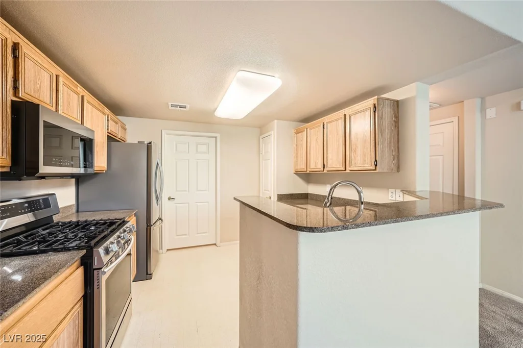 10001 Peace, Las Vegas, NV 89147