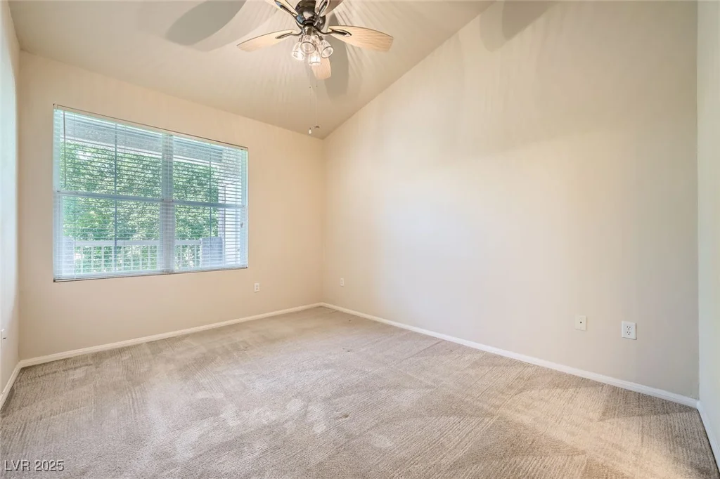 10001 Peace, Las Vegas, NV 89147