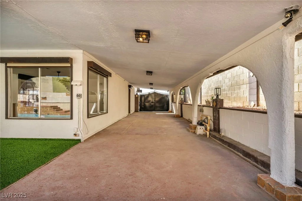 3916 Green Leaf, Las Vegas, NV 89120