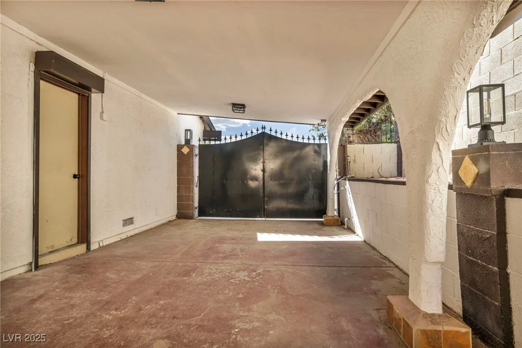 3916 Green Leaf, Las Vegas, NV 89120