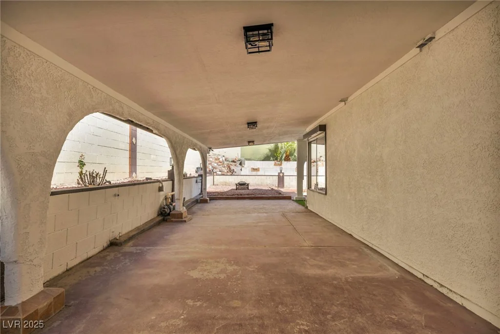 3916 Green Leaf, Las Vegas, NV 89120