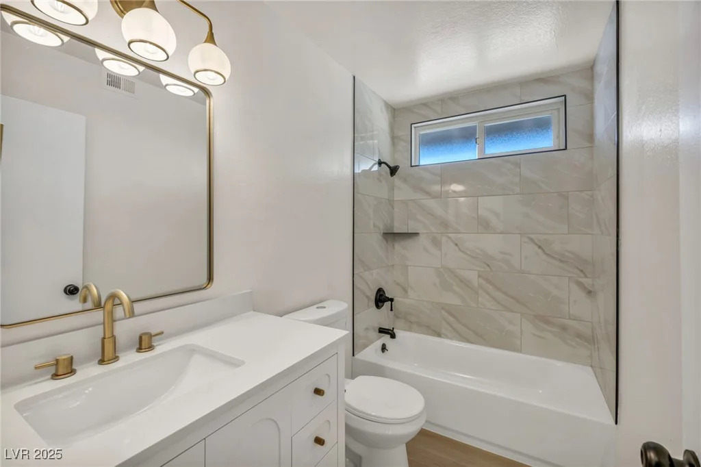 3916 Green Leaf, Las Vegas, NV 89120