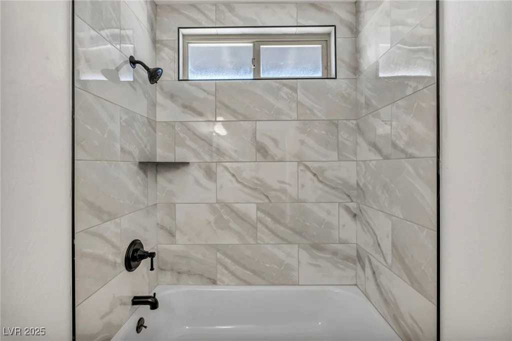3916 Green Leaf, Las Vegas, NV 89120