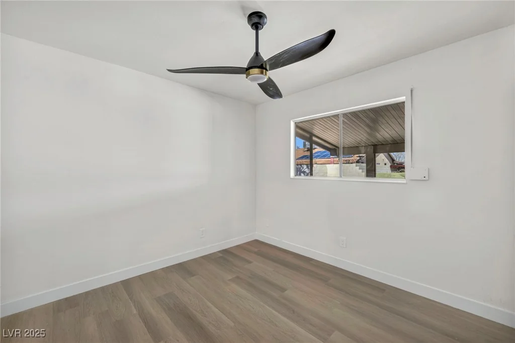 3916 Green Leaf, Las Vegas, NV 89120