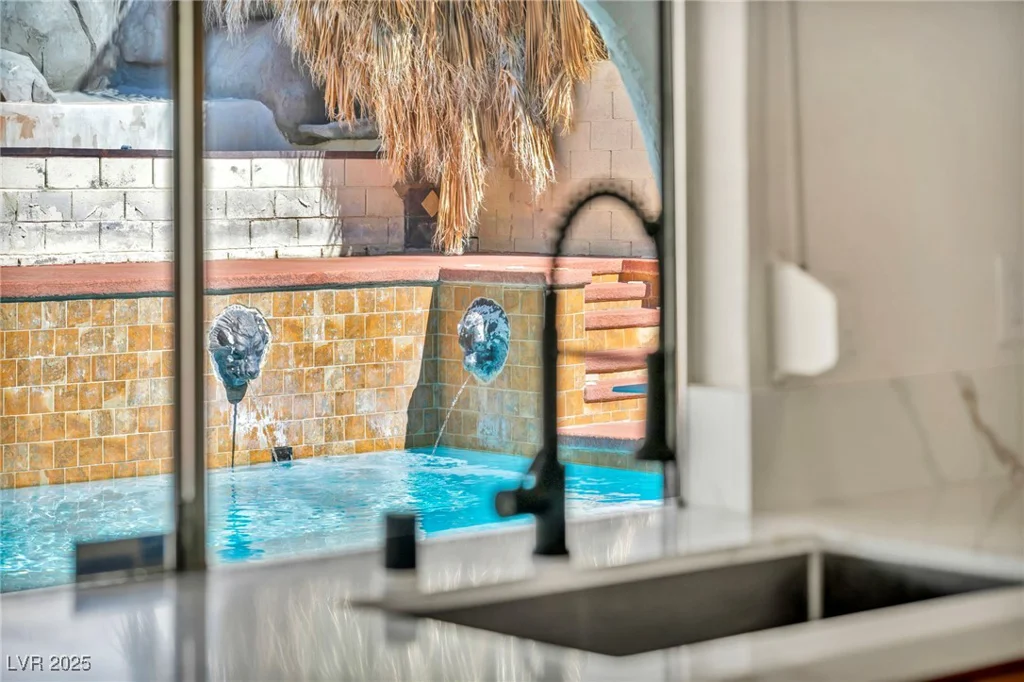 3916 Green Leaf, Las Vegas, NV 89120