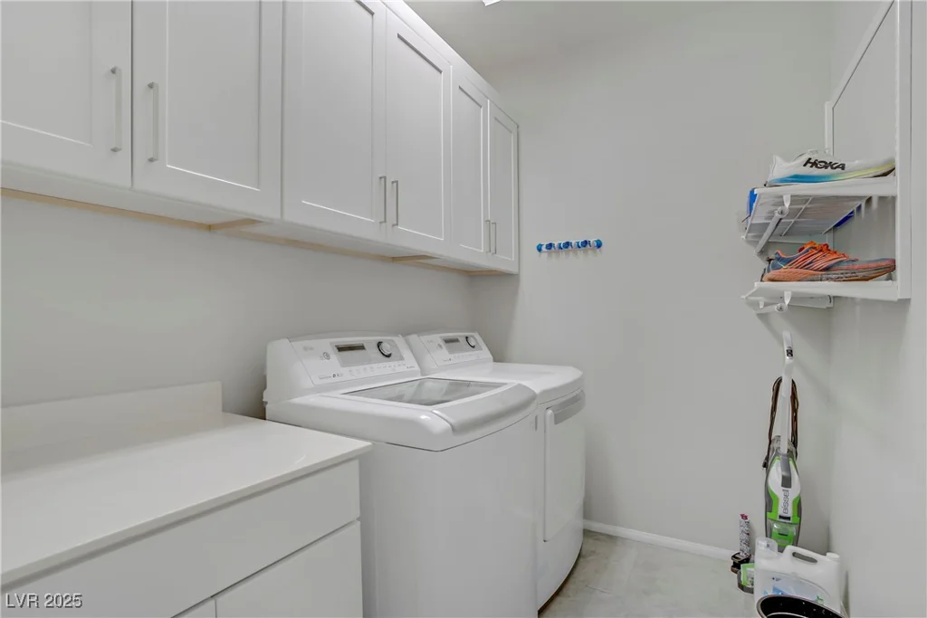 748 Dellenbaugh, Las Vegas, NV 89178