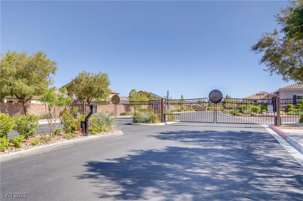 748 Dellenbaugh, Las Vegas, NV 89178
