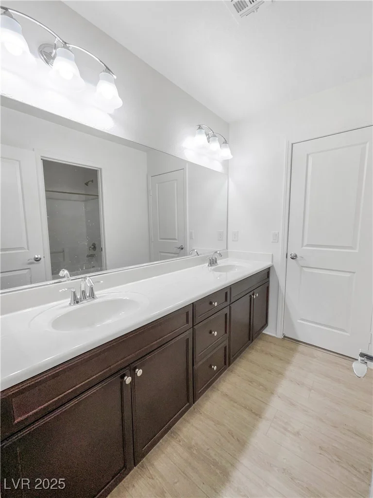 6537 Ditmars, Las Vegas, NV 89166