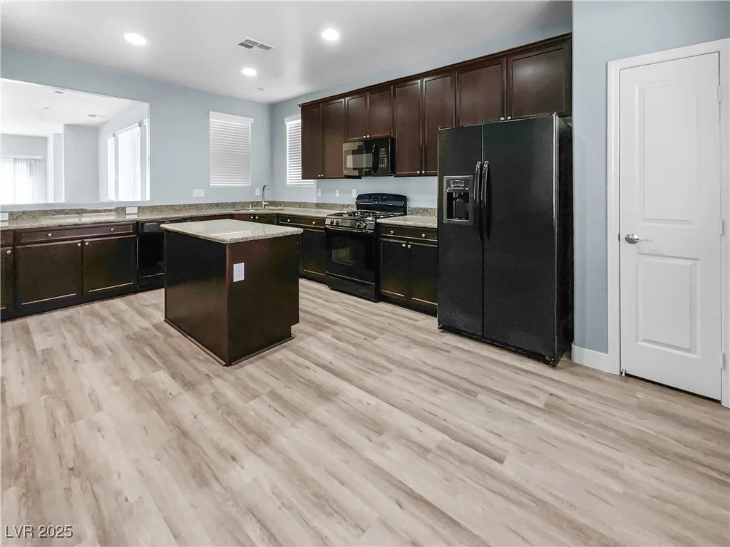 6537 Ditmars, Las Vegas, NV 89166