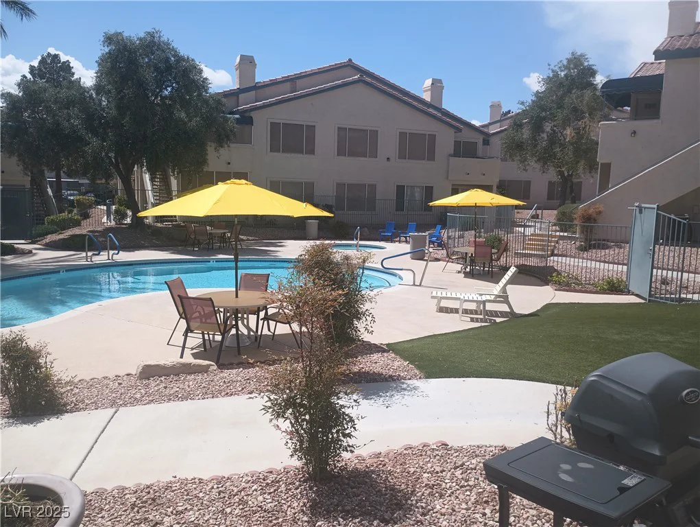 3425 Russell, Las Vegas, NV 89120