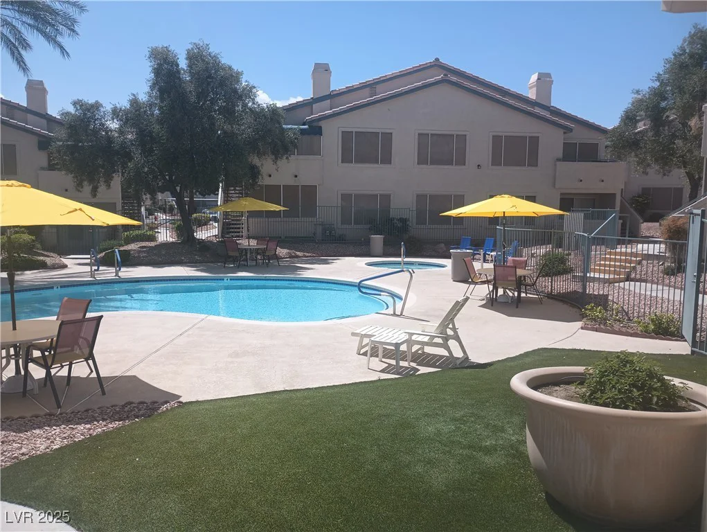 3425 Russell, Las Vegas, NV 89120