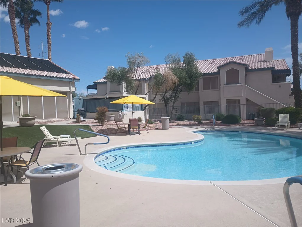 3425 Russell, Las Vegas, NV 89120