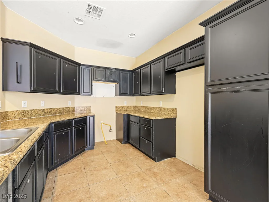 1030 Maple Pines, North Las Vegas, NV 89081