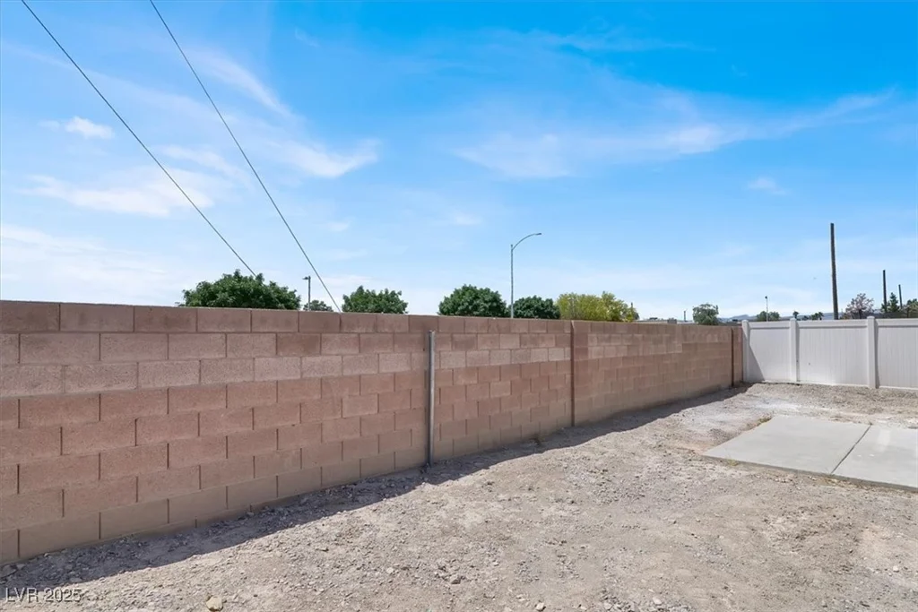 4375 Pittsfield, Las Vegas, NV 89115