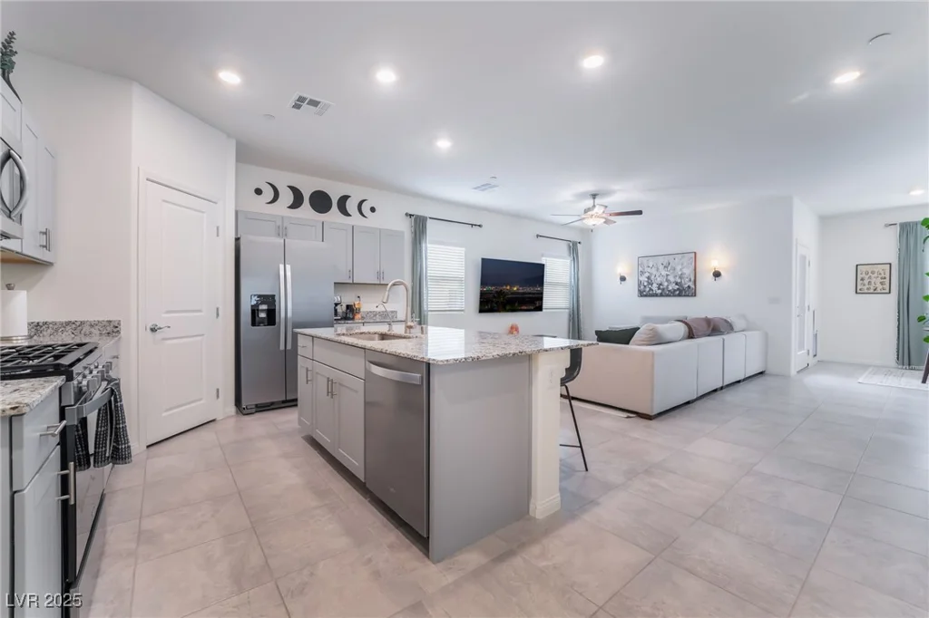 10943 Artisan Ranch, Las Vegas, NV 89166