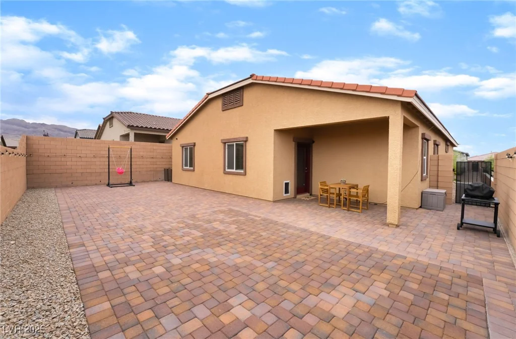 10943 Artisan Ranch, Las Vegas, NV 89166