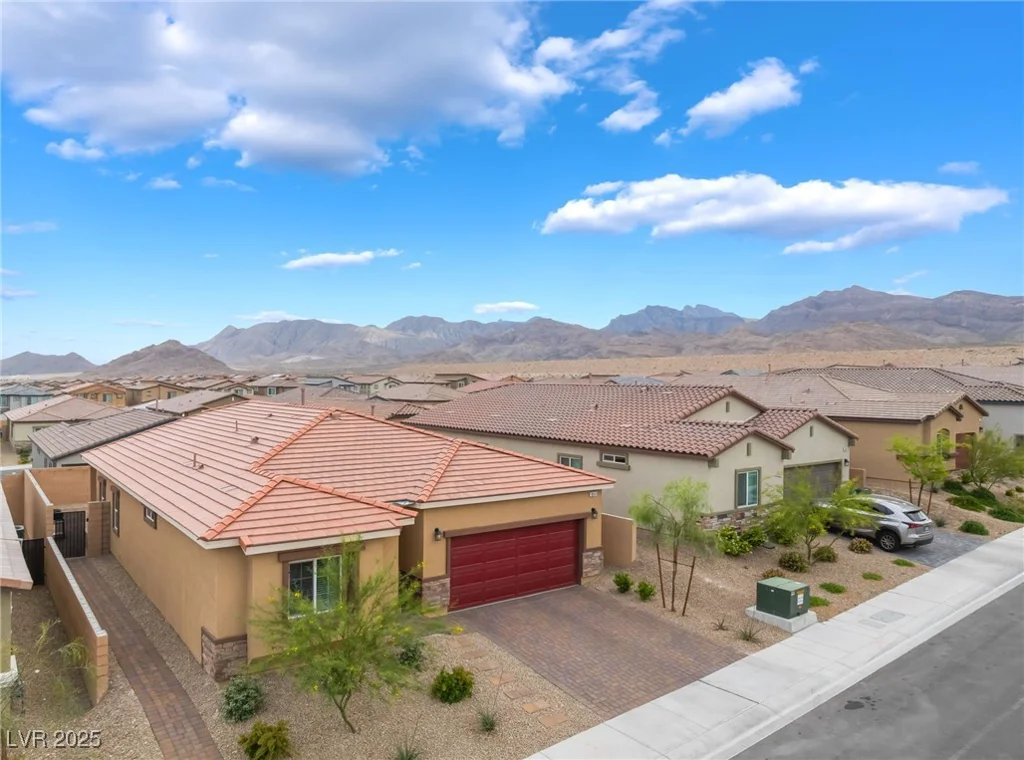 10943 Artisan Ranch, Las Vegas, NV 89166