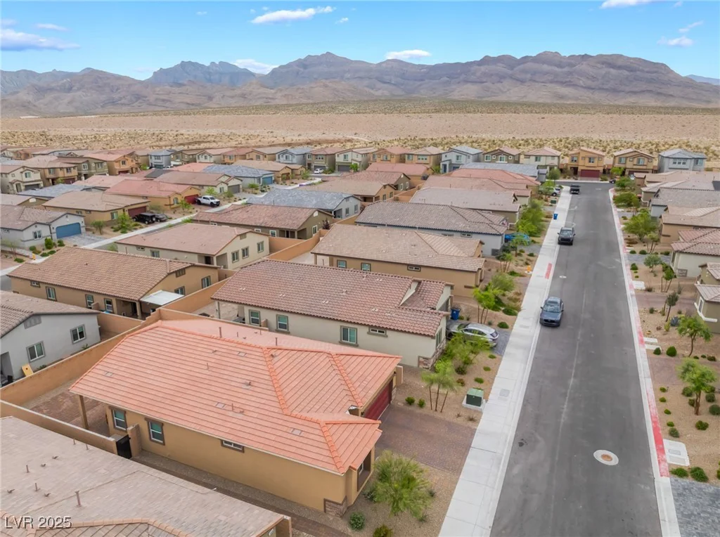10943 Artisan Ranch, Las Vegas, NV 89166
