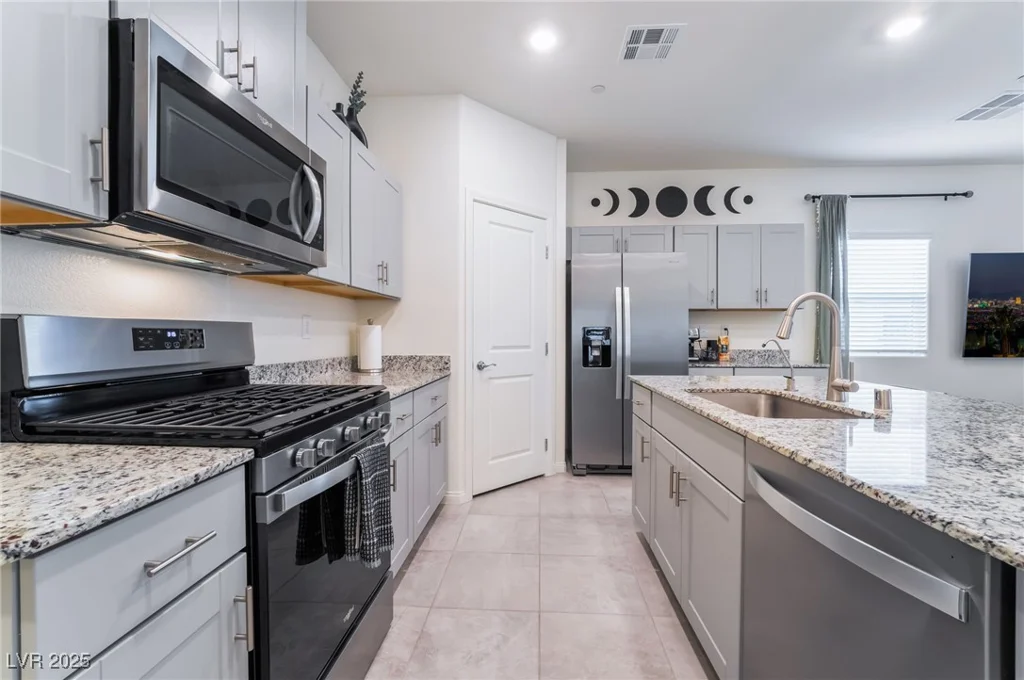 10943 Artisan Ranch, Las Vegas, NV 89166