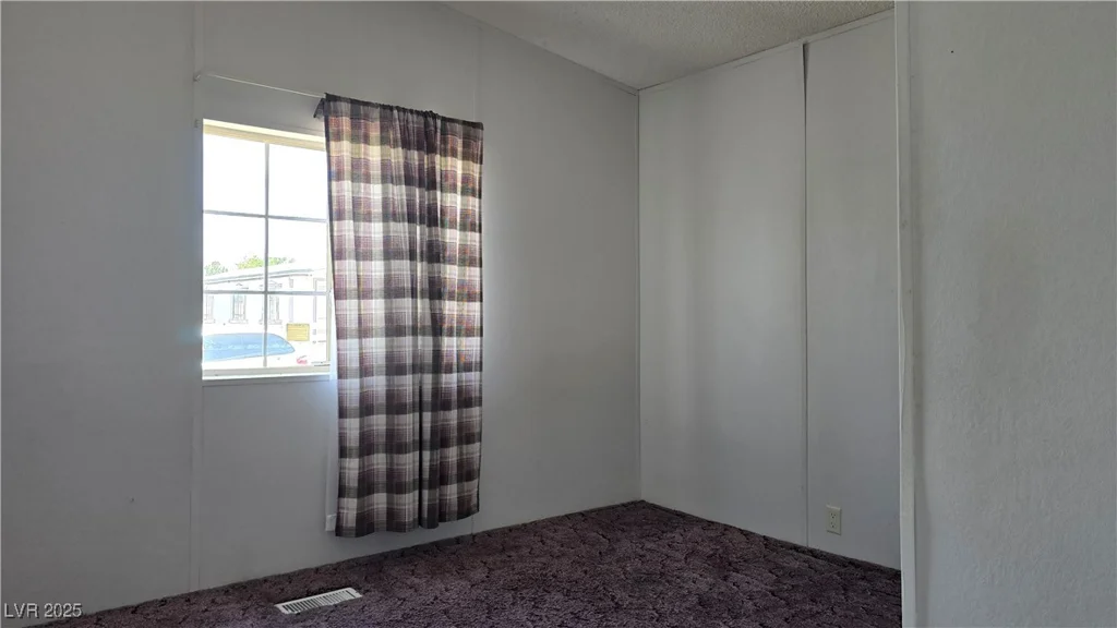 271 Copper Flats, Pahrump, NV 89048