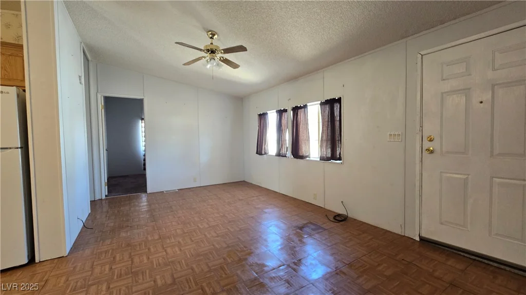 271 Copper Flats, Pahrump, NV 89048
