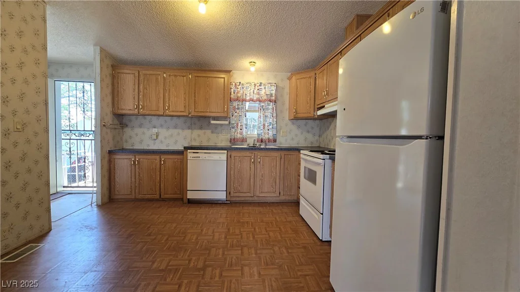 271 Copper Flats, Pahrump, NV 89048