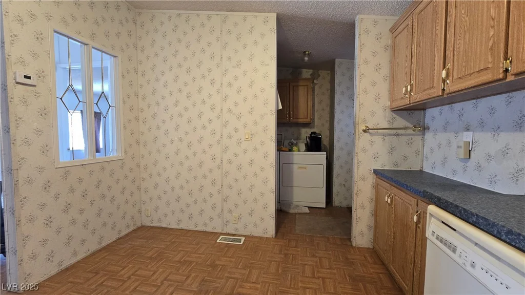 271 Copper Flats, Pahrump, NV 89048