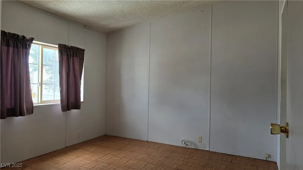 271 Copper Flats, Pahrump, NV 89048