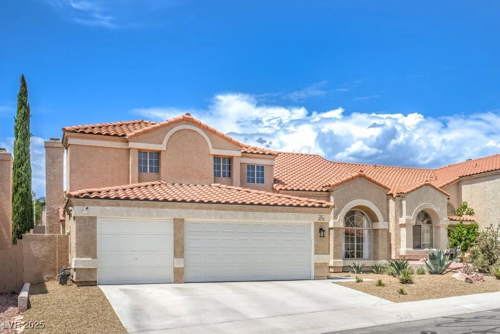2713 Beachside, Las Vegas, NV 89117