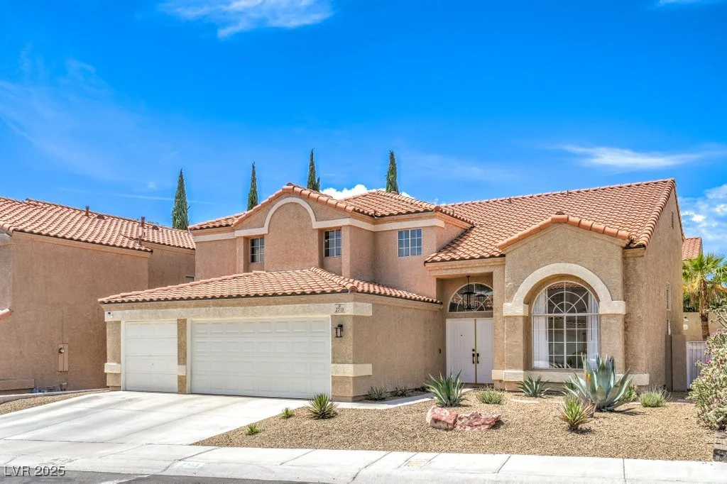 2713 Beachside, Las Vegas, NV 89117