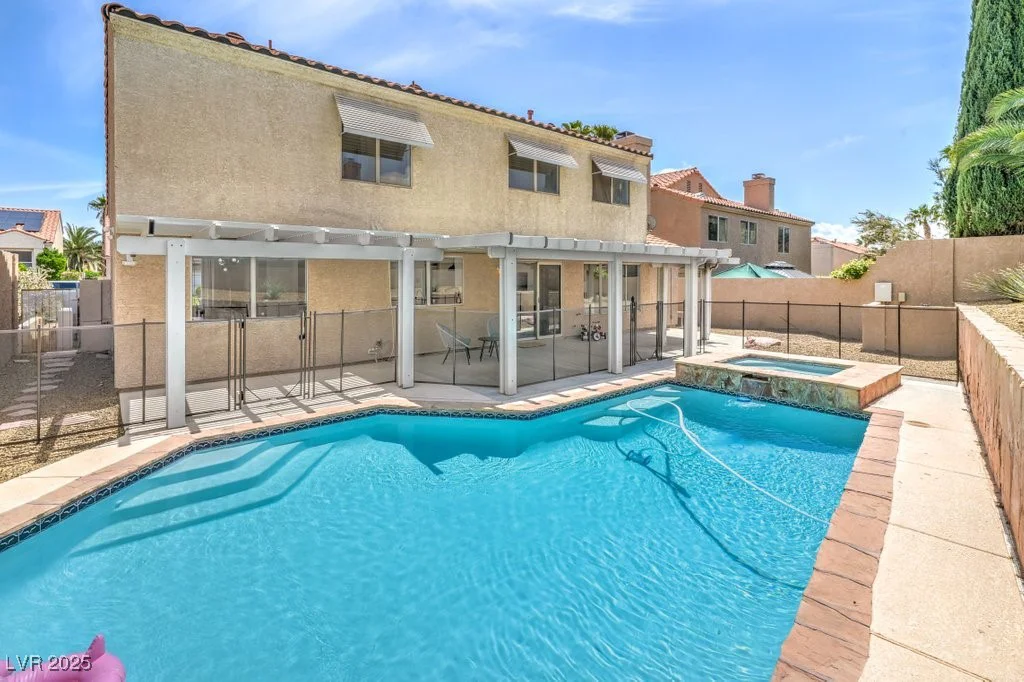 2713 Beachside, Las Vegas, NV 89117