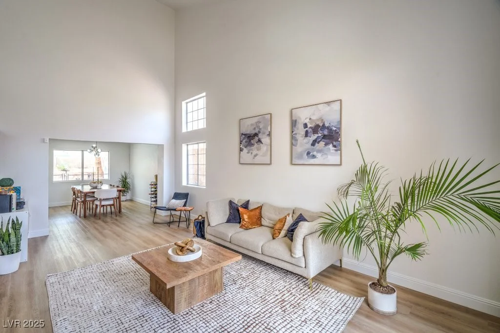 2713 Beachside, Las Vegas, NV 89117