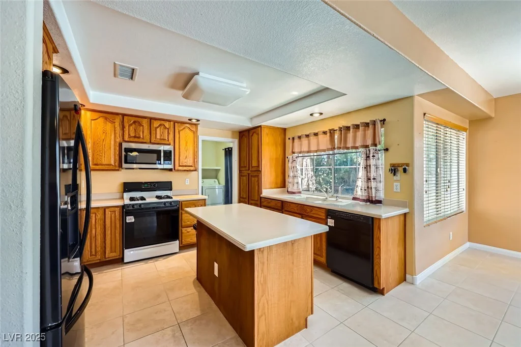 4 Bishopsgate, Henderson, NV 89074