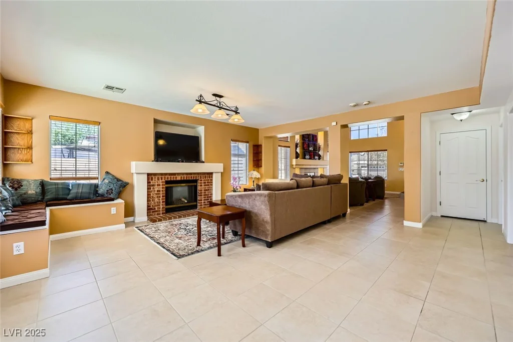 4 Bishopsgate, Henderson, NV 89074