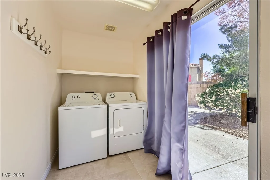 4 Bishopsgate, Henderson, NV 89074