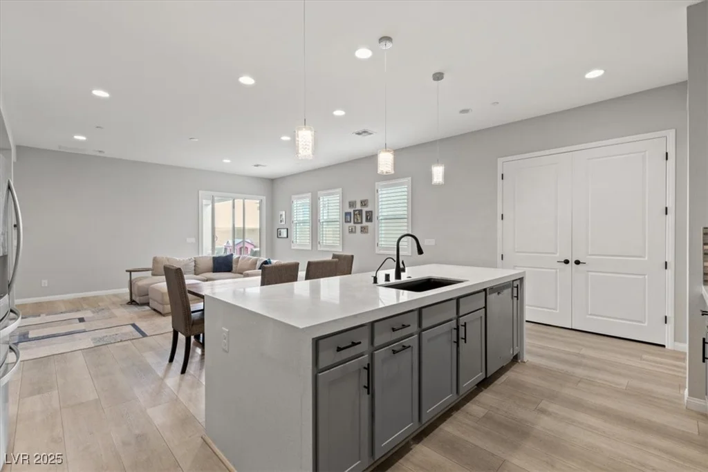 8668 Marcana, Las Vegas, NV 89166