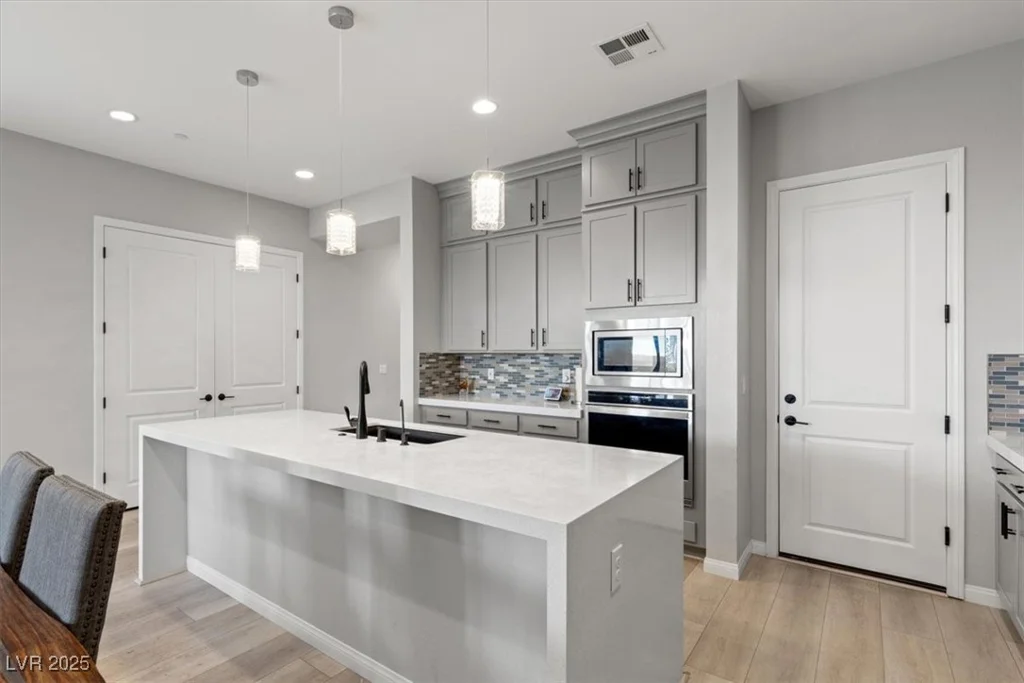 8668 Marcana, Las Vegas, NV 89166