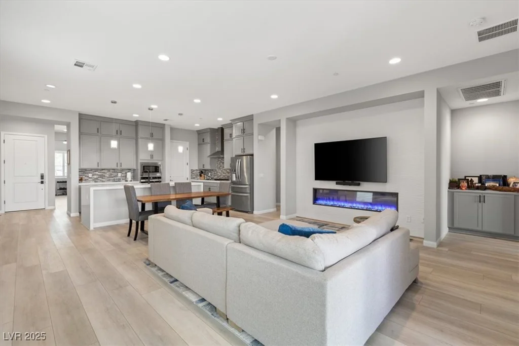 8668 Marcana, Las Vegas, NV 89166