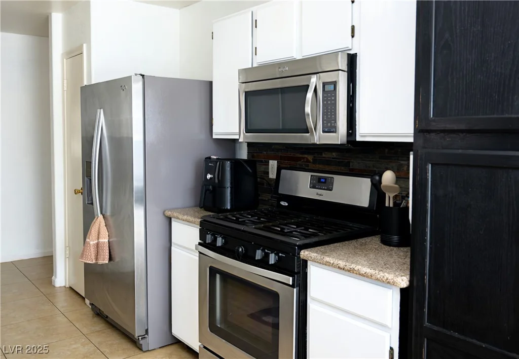 5541 Alvarez, North Las Vegas, NV 89031