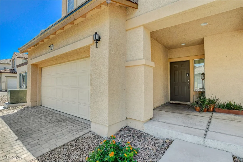 1007 Shades End, North Las Vegas, NV 89081
