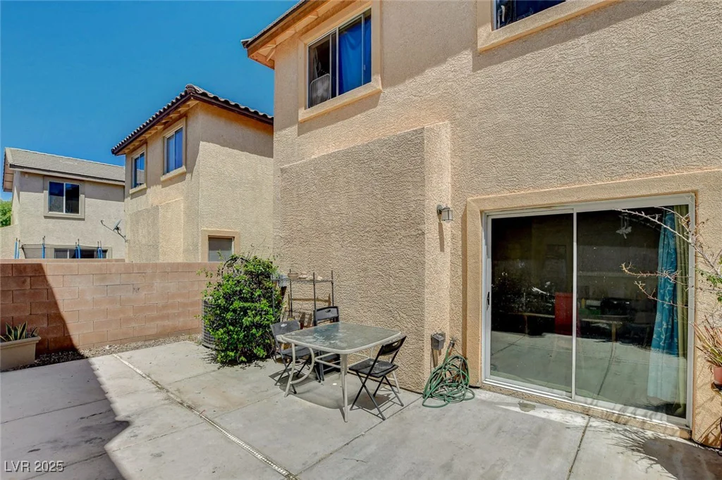 1007 Shades End, North Las Vegas, NV 89081