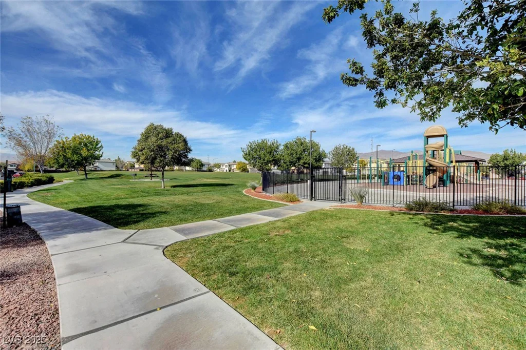 1007 Shades End, North Las Vegas, NV 89081