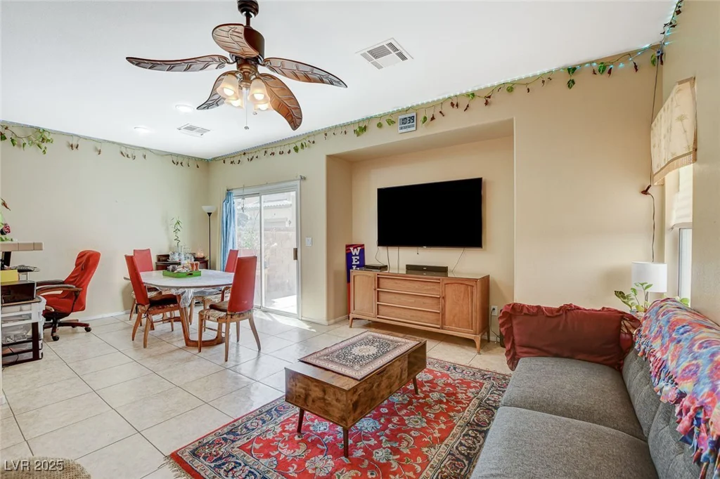 1007 Shades End, North Las Vegas, NV 89081