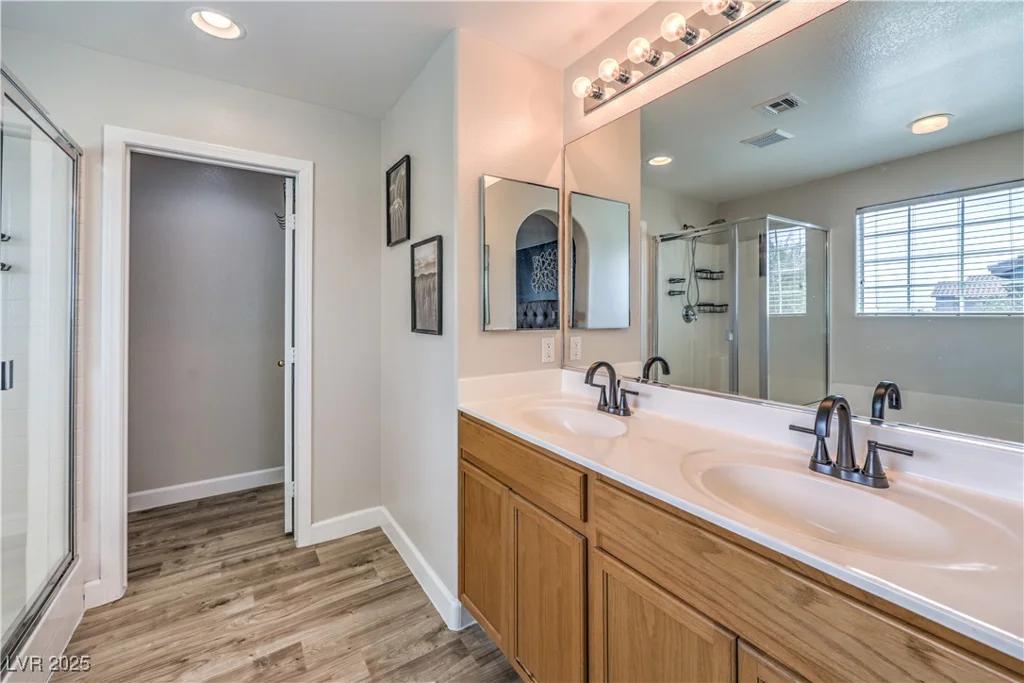 10636 Colter Bay, Las Vegas, NV 89129